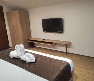 Rajpipla Hotel | Navjivan Resort
