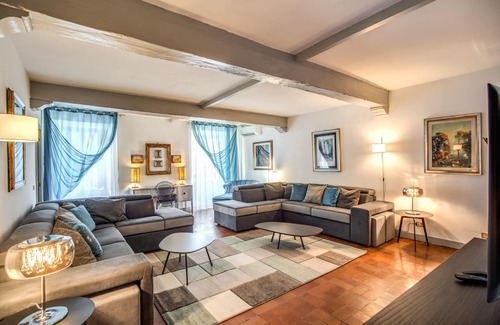 Navona Apartment | NAVONA 3 bedrooms, 2 bathrooms. Unique and spectacular view