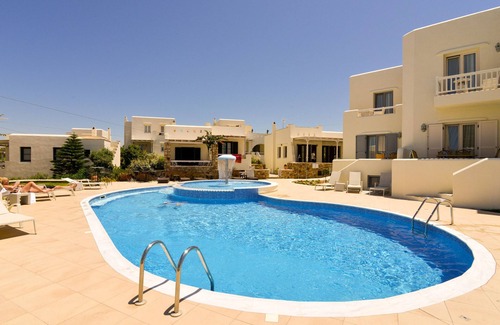 Agios Prokopios Villa | Naxos Relaxing Villa with jacuzzi for 6