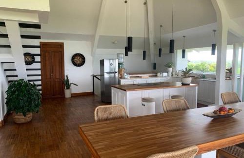 Kediri Apartment | Nazaré - Luxury Penthouse with 270 Degree Kedungu Beach View by Triang Villas