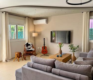 Nea Makri Villa | Nea Makri Holiday Villa