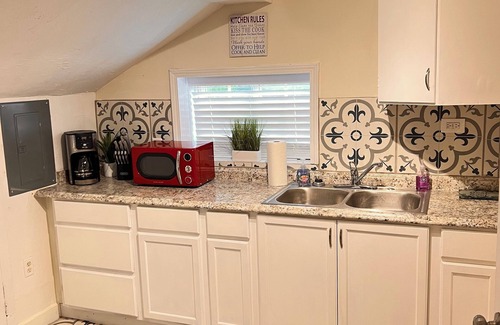 South Louisville House | Near Airport & Major Attractions, 5Mi Downtown, Comfy Loft