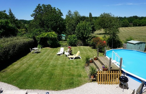 Festalemps Cottage | Near Aubeterre,Peaceful Cottage With Lovely Views and Pool in the Dordogne