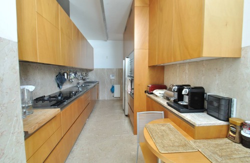 Torreira Villa | Near Aveiro & Porto - Luxury Waterfront Villa Walking Distance to Everything