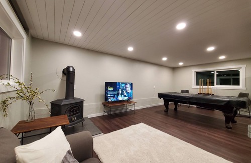 Poulsbo Cottage | Near beach cottage in quiet forest location, steps from pristine shellfish beach