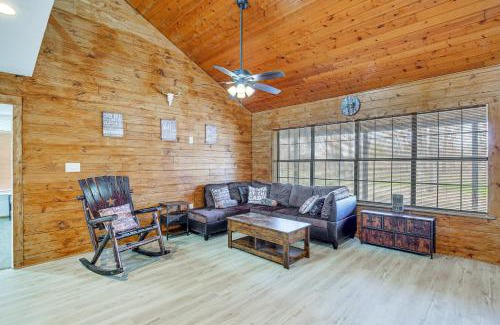 Yantis House | Near Lake Fork Home with Fire Pit in Yantis!