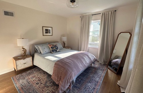 Brinckerhoff House | Near route 84 & Taconic, train station to NYC, & middle of the Bethel facilities