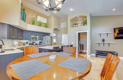 Canyon Trails House | Near Spring Training: Family Retreat in Goodyear!
