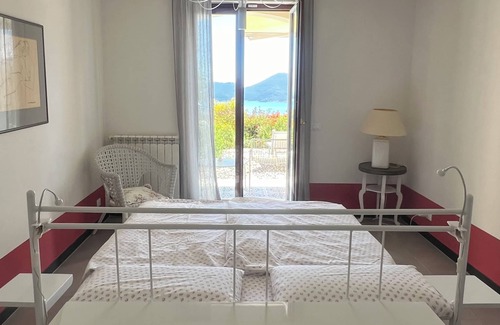 La Spezia Apartment | Near the Cinque Terre slow tourism in luxury vacation apartment with sea view.