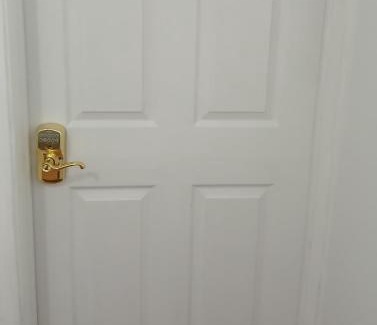 New London House | Neat bedroom with Exclusive bath -FREE WIFI-Self check in- New London-Mystic