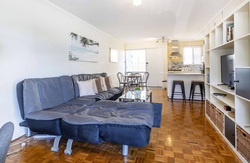South Perth Apartment | Neat & Tidy Renovated Apartment in Glorious South Perth Location