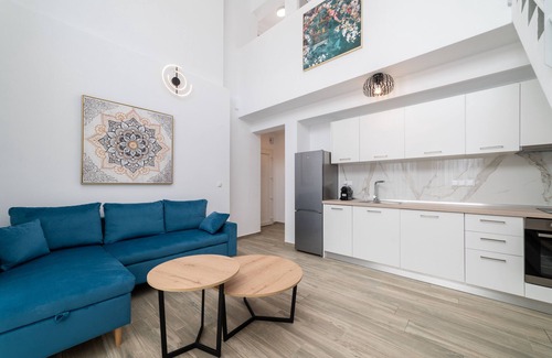 Paralia Ofryniou Hotel | Nefeli and Nefeli Luxury Residential Complexes