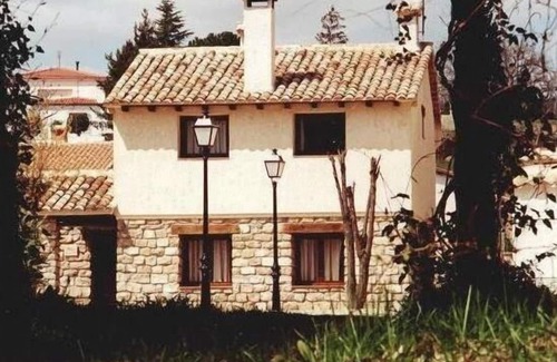 Villalba de la Sierra Cottage | Nelia Rural Houses for 6 people