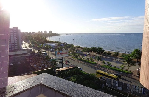 Pajucara Apartment | NEO603 BeiraMarBeachPajuçara, privileged view, Air-conditioned,