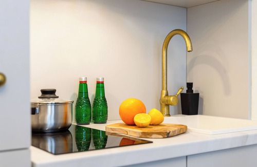 Stare Miasto Apartment | Neon 45 Apartment - ProperUNIT