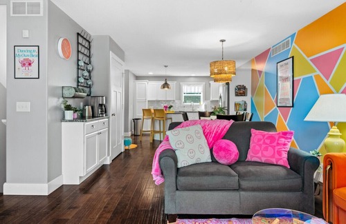 Traverse City Apartment | Neon Nest 3BR Townhome Near Downtown Beach Wineries