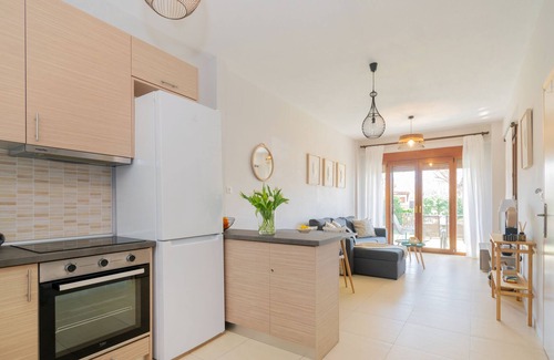 Paradhisos House | Neos Marmaras, Family friendly house 80 meters from Paradisos beach