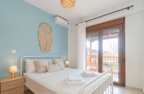 Paradhisos House | Neos Marmaras, Family friendly house 80 meters from Paradisos beach