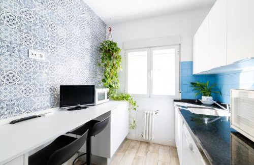 Figares Apartment | Neptuno Ático, con terraza