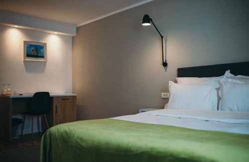 Drobeta-Turnu Severin Hotel | Nest Guesthouse