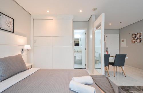 Chacara Santo Antonio Apartment | Nest of Freedom Chacara Sto Antonio e Consul USA - TV Smart e Sofá Cama