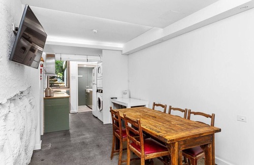 Perth Hotel | Nest on Newcastle – E2