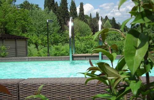 Monzambano Apartment | NEST open-space studio on two levels