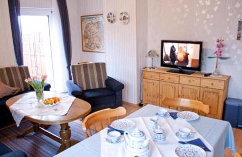 Dornumergrode Apartment | NEU ! FEWO Deichblick 1 OG