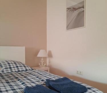 Grimmen House | NEU! Kleinstadtferienhaus Grimmen