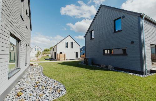 Sagard House | NEU "Rügen Resørt Sagard" großzügiges, gemütliches Familienhaus "Solveig" mit Terrasse
