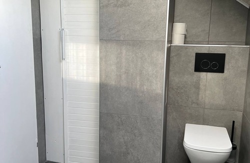 Leimersheim Apartment | Neu Renoviert Monteurwohnung/ferienwohnung