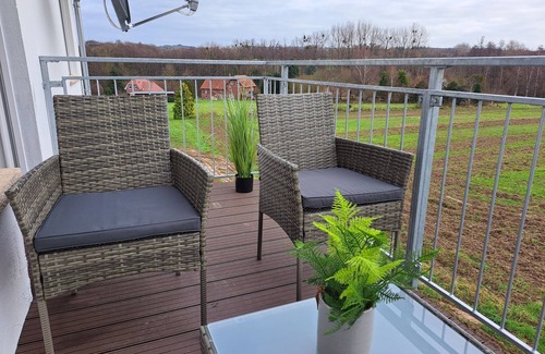 Extertal Apartment | Neu Renovierte Ferienwohnung Mitten in der Natur des Weserberglandes