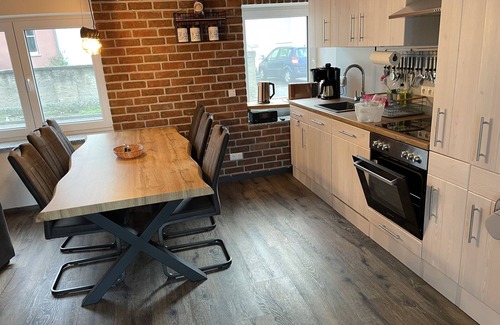 Gatow House | Neues Modernes Ferienhaus Deichgraf in der Uckermark ,mit 2 Kompl. Wohnungen