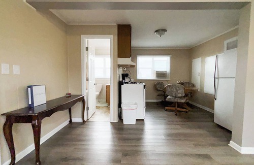 Anchor Bay Harbor Apartment | NEW- 1 Bed, 1 Bath, Sleeps, 4, Close To Boat Launch, Recently Renovated, Clean