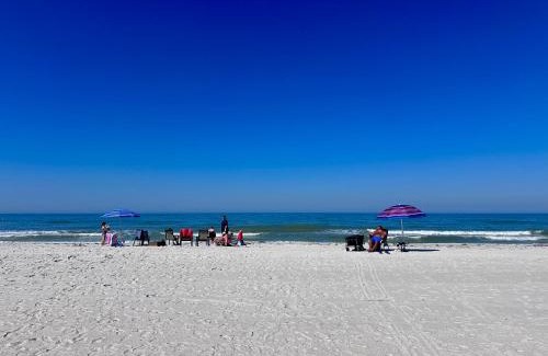 Indian Rocks Beach House | New! 2 Blocks To The Beach 1 Bed, 1 Bath