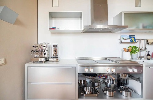Bee Villa | NEW 2024 - Villa Francioli with fantastic lake view on Lake Maggiore