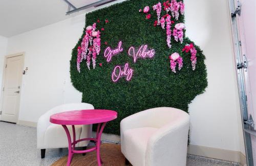 Santa Clara House | NEW 3bd, 2.5 bath w Game room lounge, Hot tub, pool, fire pit, and more