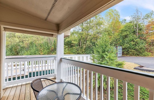 Nashville Condo | NEW! 3rd Floor Back Side Corner Penthouse Suite - 308 by Grand Wood Suites