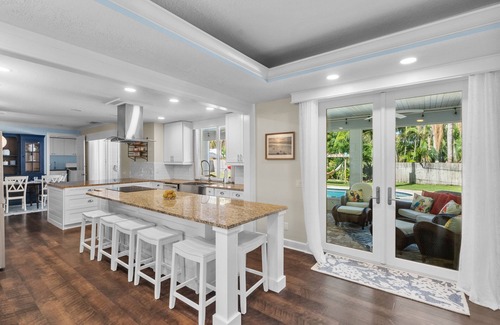 Hobe Sound House | NEW! 50% discount Jan. monthly rental. Close to Beach, Golfing, Shopping, Dining