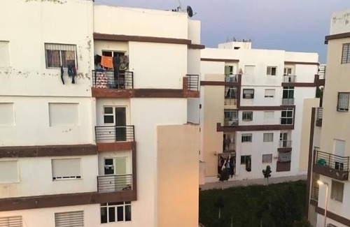 Boukhalef Apartment | New and neat apartment near the sea and airport