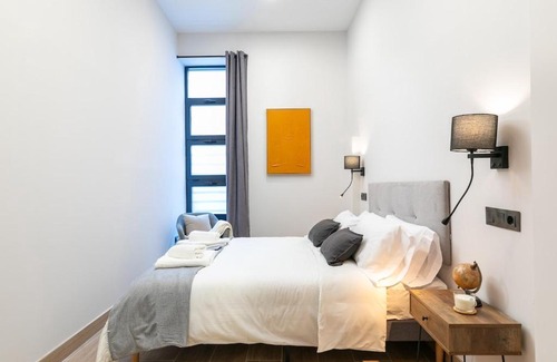 Numancia Apartment | New and spacious loft area Numancia