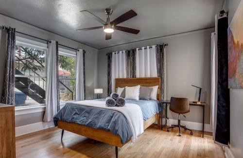 Monte Vista Apartment | *New* Art House II