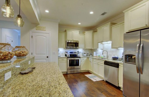 Saint Simons Island House | New Beach Townhouse with Pool! Tennis, Pickleball & Bocce around the corner!