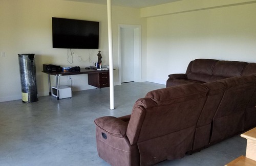 Jamaica House | New Beautiful Modern Home - Weekly or Monthly - Isolated but Centrally Located