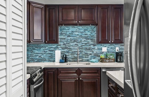 Solana Beach Condo | New! Bright 1 Bed with Loft in The Heart of Solana Beach