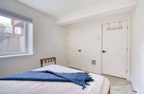 King House | New Build 4BR Sleeps 10 Great Location