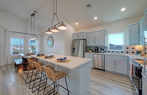 Shibui Sands House | New Build! Priv Pool, Firepit, Walk to the Beach | Alright, Alright by AvantStay