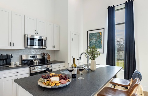 Nashville House | New Build | Sleeps 12, 2 Condos Near Downtown