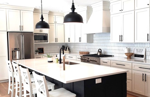 Bellaire House | NEW BUILT - TORCH LAKE - Sunsets Galore