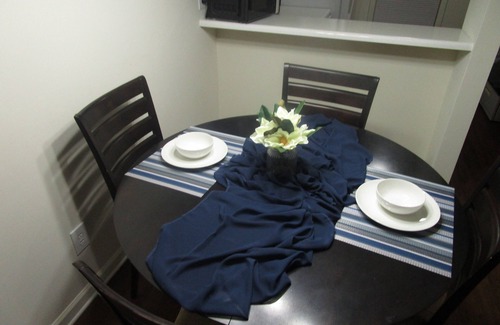 Mount Holly Condo | New! City Chic 13min to Airport and 20min to City Center